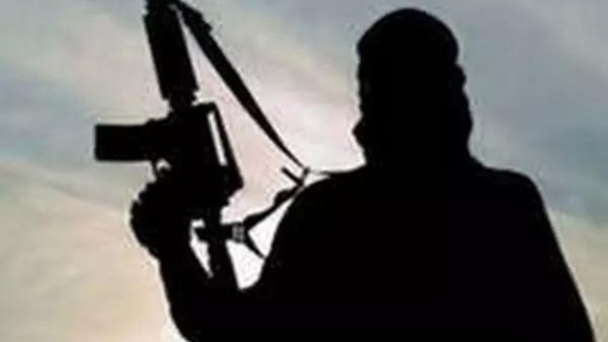 Jharkhand: Hardcore Naxalite Amit Handsa carrying Rs 10 lakh bounty killed in Chaibasa; security forces recover huge cache of weapons
