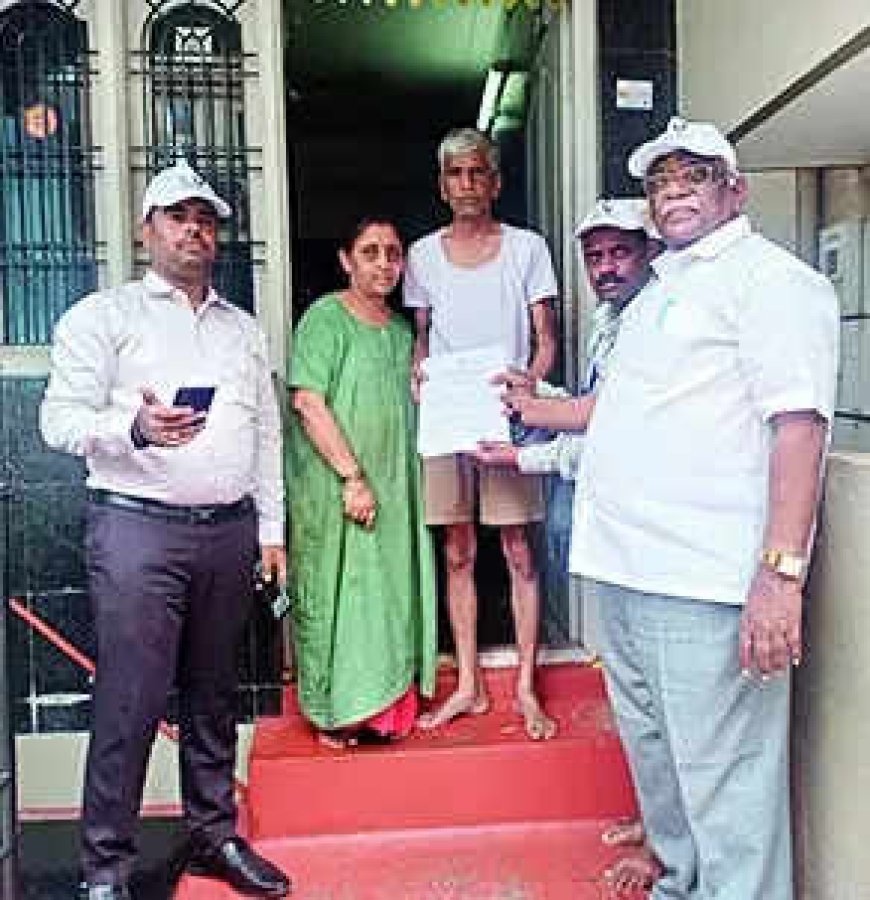 Slow start, tech glitches mar Karnataka caste survey on Day 1