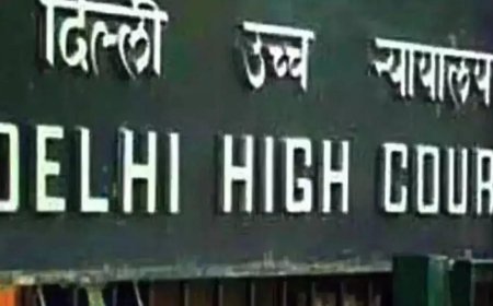 Delhi High Court stays suspension of Ramanujan College principal