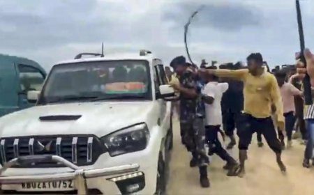 West Bengal: BJP MP & MLA assaulted during flood tour