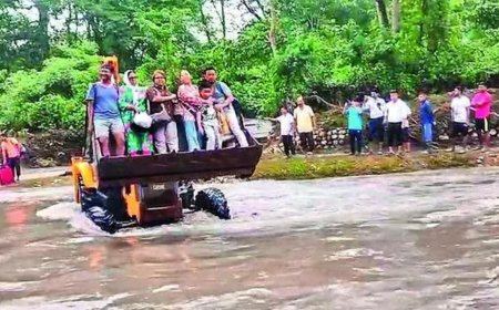 Bengal floods: Toll hits 36, five of the victims are from Nepal