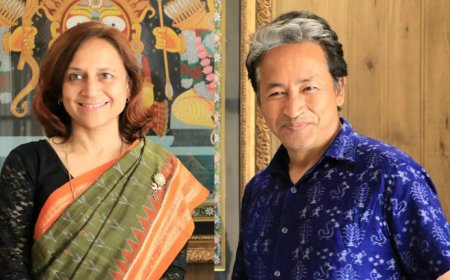 Ladakh protest: SC allows Wangchuk to share notes with wife; next hearing on Oct 29