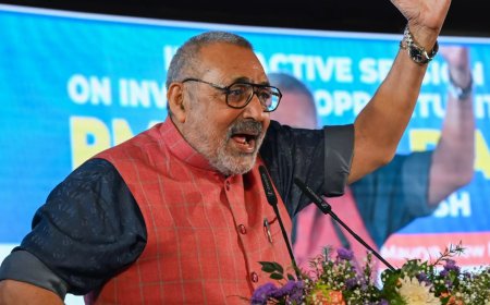'Thugbandhan': Giriraj Singh criticises Mahagathbandhan disunity; claims NDA confident of Bihar victory