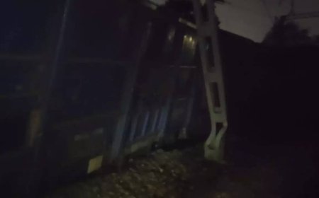 Goods train derails in Mathura; Delhi to Agra, Jhansi routes suspended; rescue teams on way