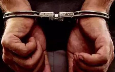 Five, including woman, arrested in Ranchi; three Pakistan-made pistols seized