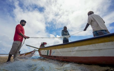 Gujarat, Maharashtra fishermen lead in installing space-tech transponders