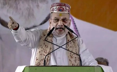 'PM, CM seats not vacant': Shah taunts Rahul, Tejashwi; attacks Lalu & Sonia for dynastic politics