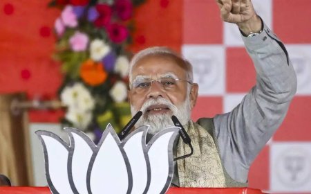 'Yuvrajs out on bail': PM Modi mocks Rahul, Tejashwi; invokes '5 Ks' to attack opposition