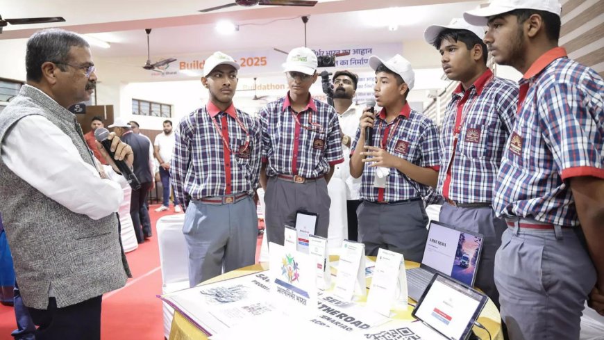 Over 3 lakh schools join India’s biggest school innovation challenge