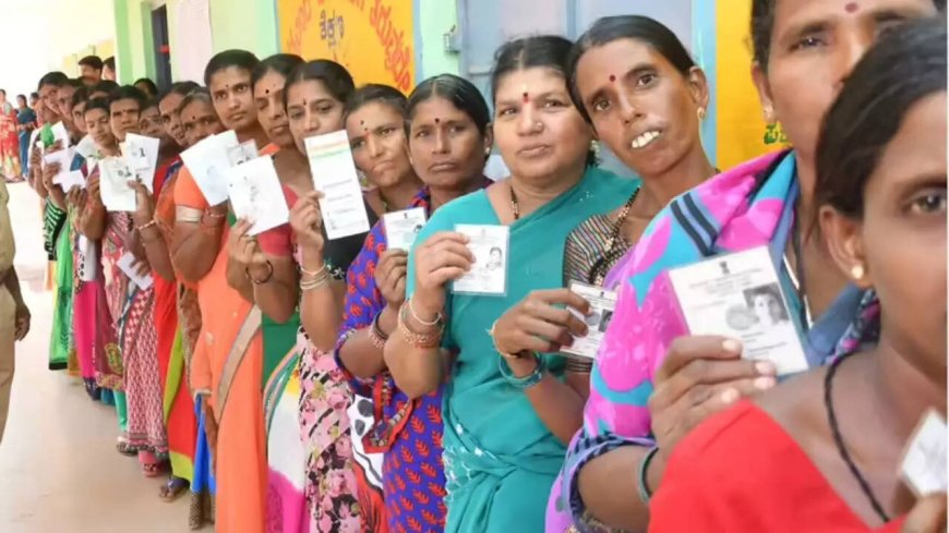 Bihar polls: NDA, MGB focus on 'naari' vote - what are they offering
