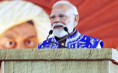 Nationalists in Congress upset with 'namdar': PM Modi rips into Rahul; slams anti-EC campaign