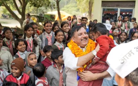 AAP’s ‘Rojgaar Do–Samajik Nyay Do’ padyatra enters Day 4 in UP; Sanjay Singh flags power cuts, healthcare gaps in Sultanpur