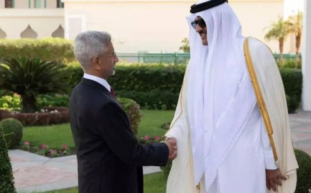 Jaishankar meets Qatar’s Amir in Doha; push to expand strategic ties