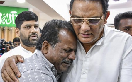 45 Indians on pilgrimage to Mecca die after bus collides with oil tanker