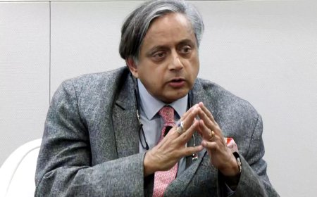 ‘Economic outlook & call to action’: Shashi Tharoor praises PM Modi’s lecture; ‘glad to have been in the audience’