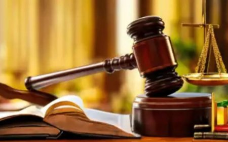 5-judge bench agrees with 2-judge bench on only one point: Guv can't sit on bill indefinitely