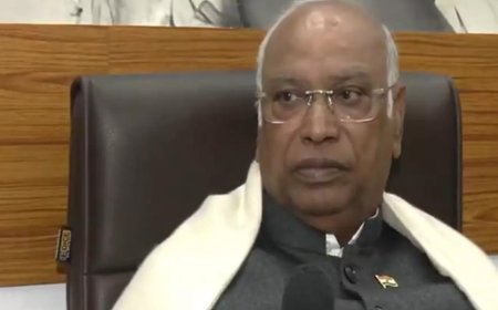 PM Modi &amp; RSS reading Preamble a victory for founding fathers: Congress