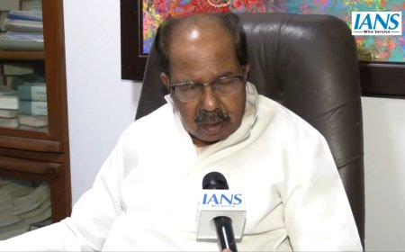 Karnataka CM tussle: Congress veteran Moily breathes fire; blames top brass of being blind