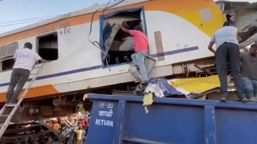 Chhattisgarh: 4 killed as passenger train collides with goods train near Bilaspur