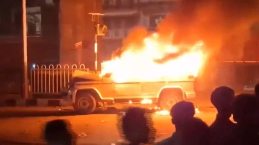 Bihar: Gopalganj locals set police vehicle on fire after rumour of biker death in accident; probe on