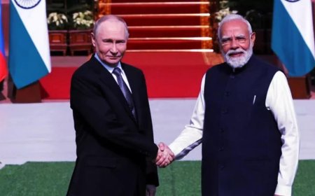 Under world’s glare, PM does balancing act on Russia war