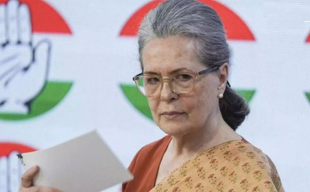 'Documents must've been forged': Court notice to Sonia Gandhi over voter fraud; Priyanka rebuts charges