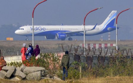 DGCA slashes IndiGo flights by 5%, govt doubles it to 10%