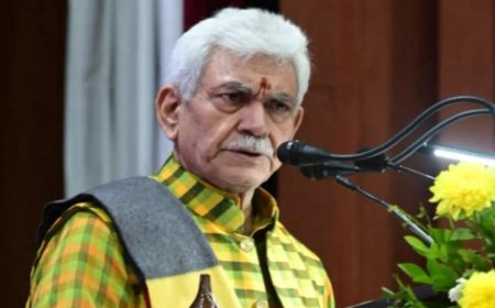 J&amp;K: LG hands appointment letters to kin of Nowgam police station blast victims