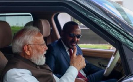 Royal farewell: Ethiopian PM drives PM Modi to airport in rare gesture; see pics