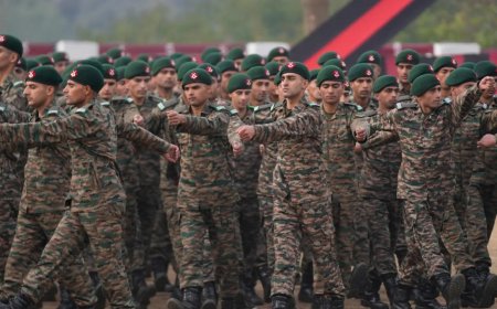 In new social media policy,Army allows limited usage