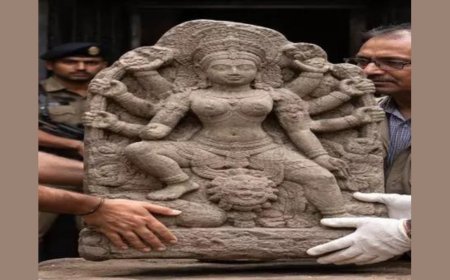 Jammu and Kashmir: Fisherman recovers stone sculpture of goddess from Jhelum