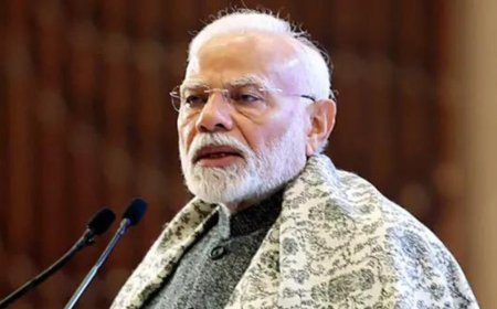PM Modi, Savarkar works make it to syllabus of Gujarat varsity