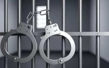 Son's wedding invite lands man in cops net 13 yrs after fleeing custody