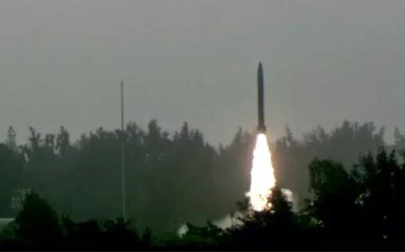 Pralay missile test: India conducts successful salvo launch off Odisha coast - watch