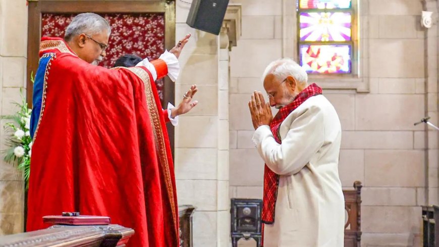 Prayers &amp; a message as PM Modi joins Christmas service