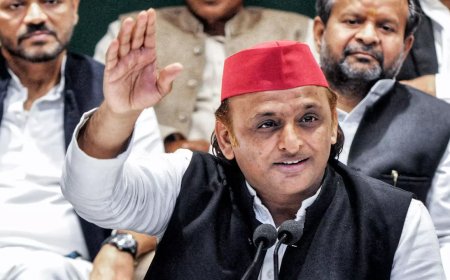 'Conspiracy won't work': Akhilesh backs Mamata Banerjee for 2026 West Bengal polls; claims BJP will lose in UP as well