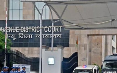 Delhi: Court convicts 3 including MCD Engineer for demanding bribe for house construction