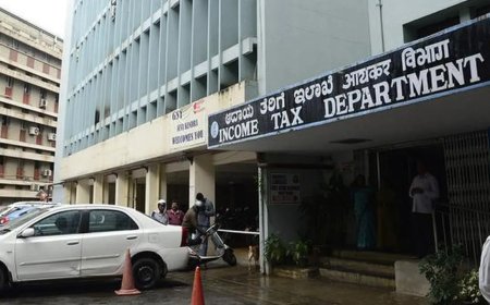 I-T department flags crypto risks, opposes entry