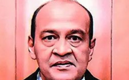 Can't use law to scuttle Parliamentary process, says SC, rejects Justice Varma's plea