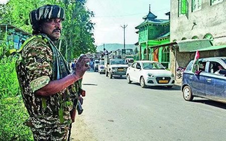 Police summonses to journos a 'new low', say J&amp;K parties