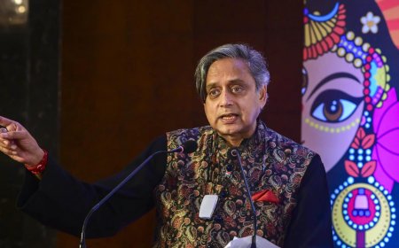 'Tharoor is not a big part': Another Congress MP's sharp remark; Trivandrum MP says will speak to party