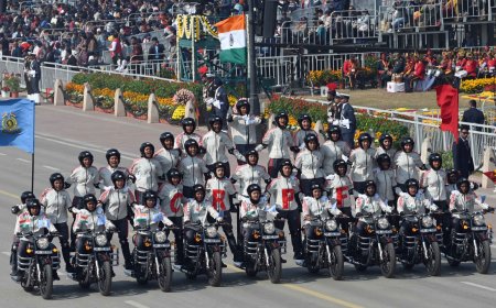 From leading contingents to bike daredevilry, women steal the show atRepublic Day parade