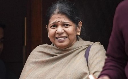 'They won't stop imposing it': DMK's Kanimozhi flags station signboard in Hindi