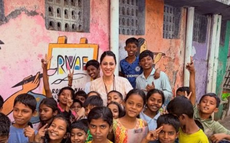Indian teacher Rouble Nagi, who painted educational murals across slums, wins Global Teacher Prize
