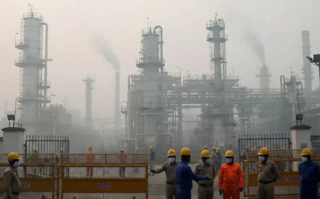 Vapi gas leak: Four hospitalised after reactor leak at chemical factory; probe under way