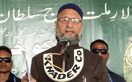 'BJP may even give Bharat Ratna to Godse': Owaisi slams RSS chief's Savarkar remarks