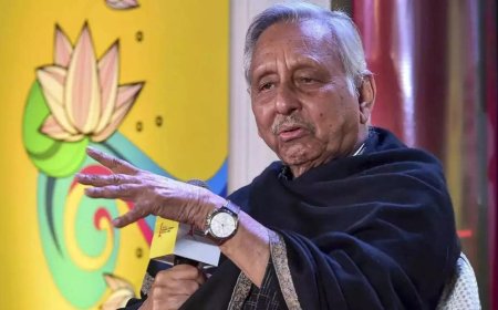 Cong disassociates, but Aiyar says unlike Rahul friends, he is with party