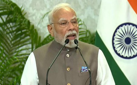 Friendship withTel Aviv built on trust, says Modi