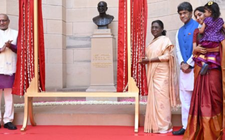 'Mental decolonisation': Bust of Chakravarti Rajagopalachari replaces Lutyens at Rashtrapati Bhavan