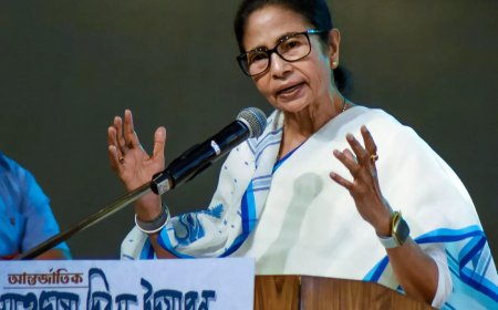 ‘Bangla-birodhis’: Mamata Banerjee reminds Centre of Bengal proposal after Kerala's ‘Keralam’ nod